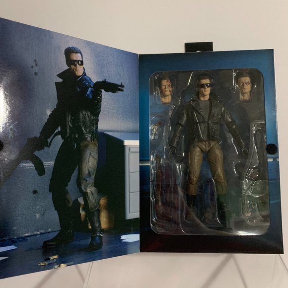NECA Terminator Ultimate T-800 Police Station Assault Action Figure 51912 7" - Picture 1 of 7